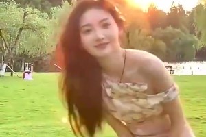 女主持金佳悦这颜值?真是一秒就让人沦陷啊！