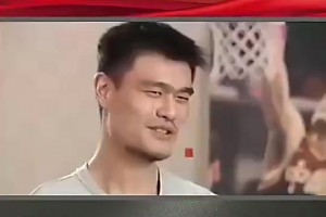 篮球能不能让外行人评价？姚明曾言：兴你打成这样，还不许人说啊